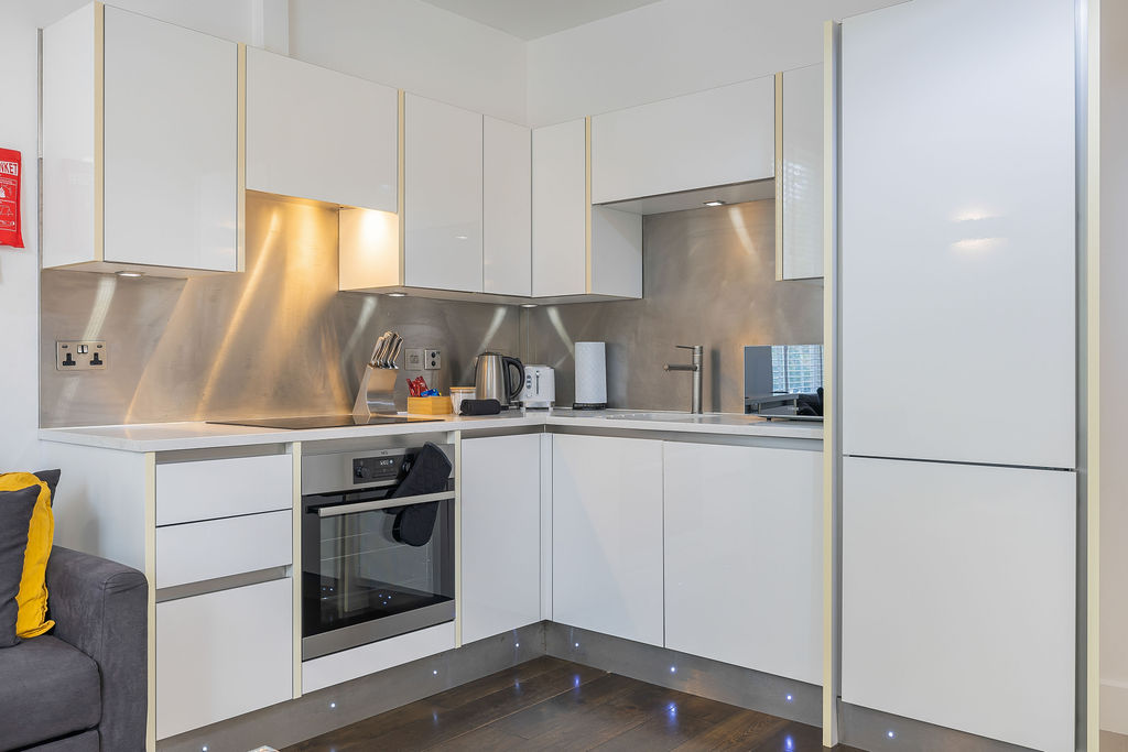 Kitchen in the three bedroom Reading apartment